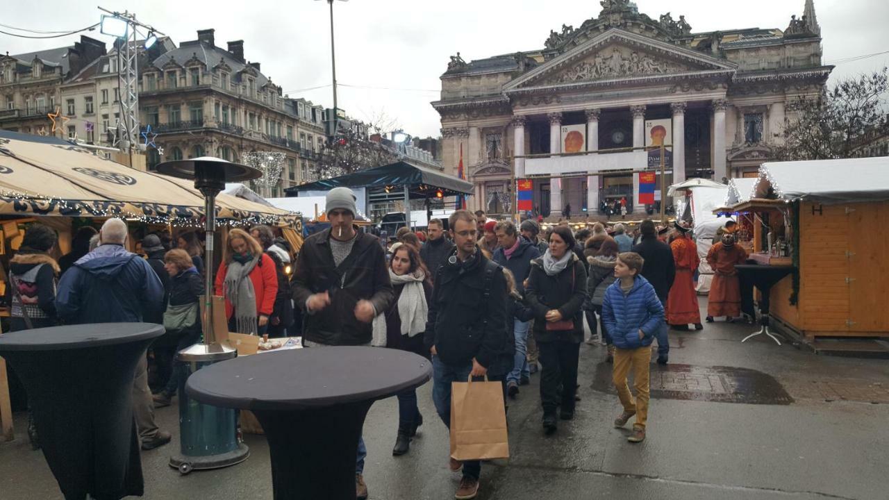 Les Pieds A La Grande Place Bruxelles Eksteriør billede